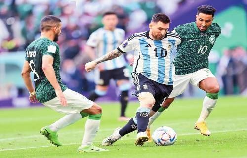 萨索洛官方：贝拉尔迪右小腿屈肌中度撕裂，已进入康复流程